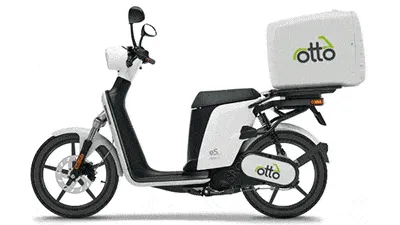 Askoll eSPro 70 electric moped with the Otto delivery box