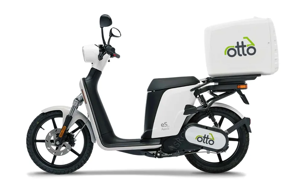 Askoll eSPro 70 electric moped, lateral view