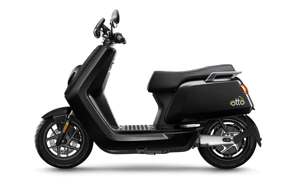 NIU NQi GTS electric moped, lateral view