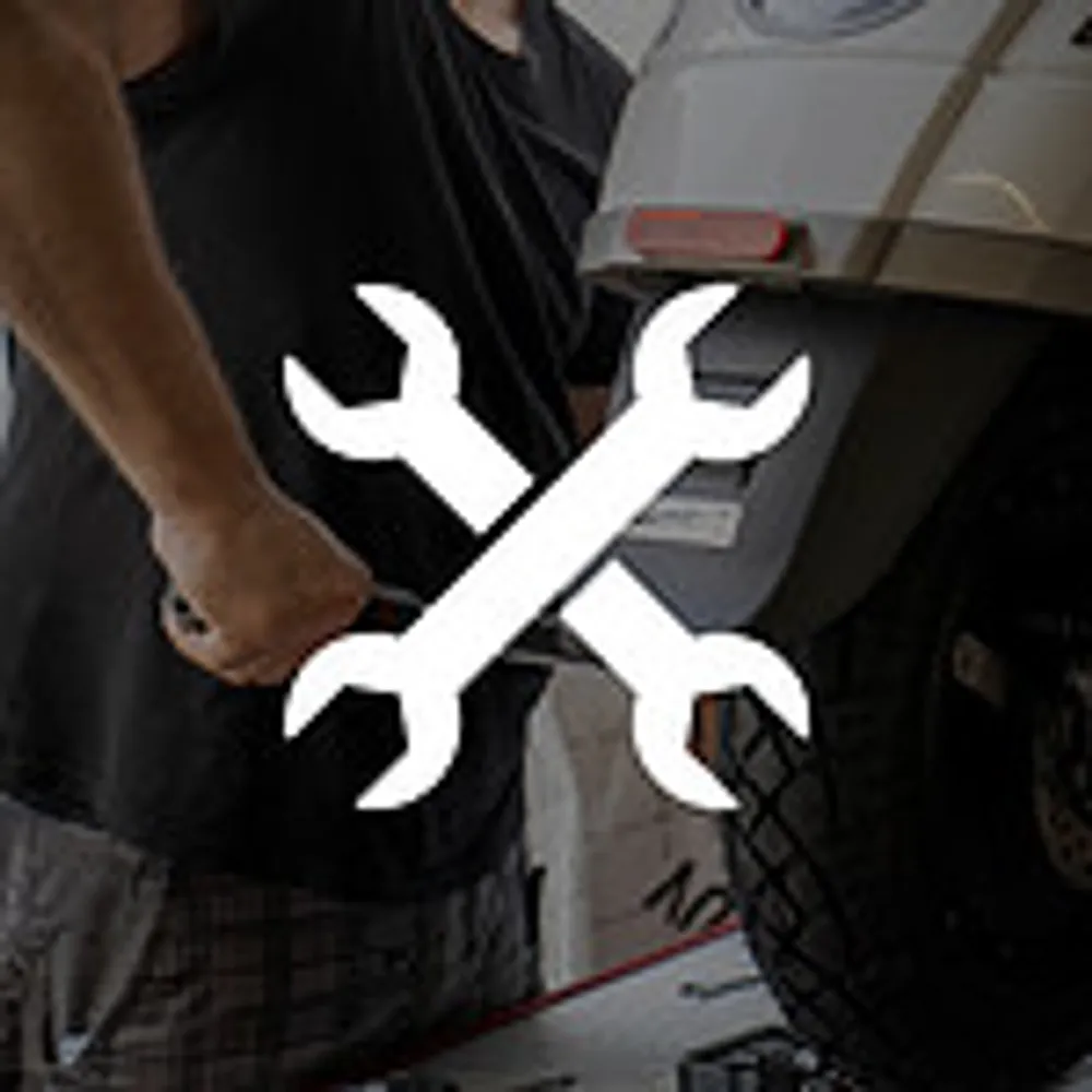 Otto workshop — servicing an electric moped